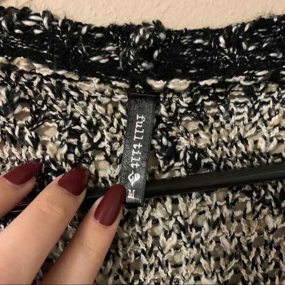 Patterned Cardigan - Picture 2 of 5